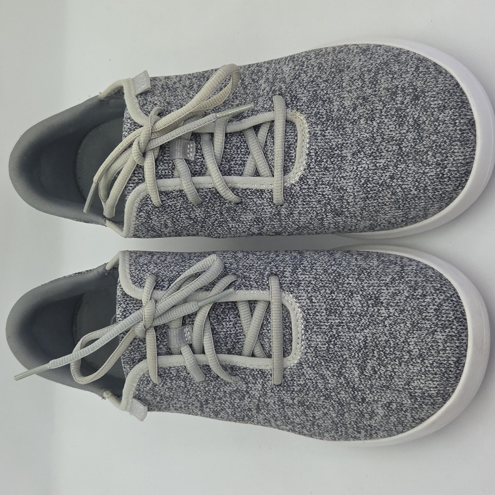Kizik Madrid Ecoknit Gray Sneakers with White Soles M8.5 W10 Wide